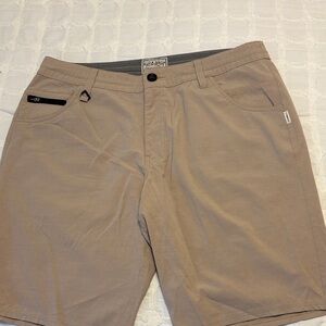 O'Neill Men's Beige Flat Front Shorts